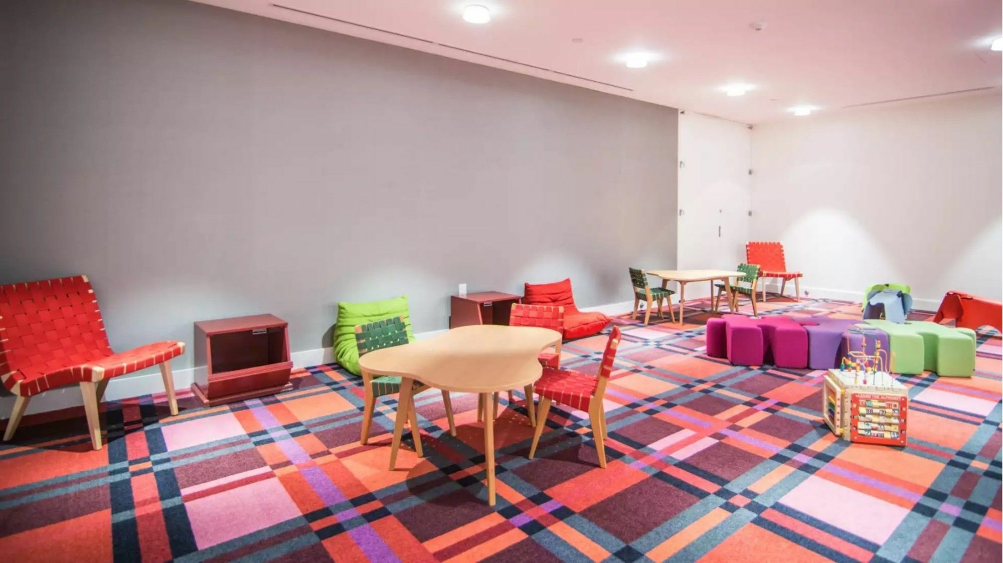 Global Luxury Suites At The Commonwealth บอสตัน ภายนอก รูปภาพ